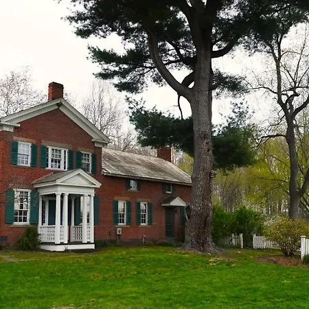 Historic Farmhouse With Gardens Villa